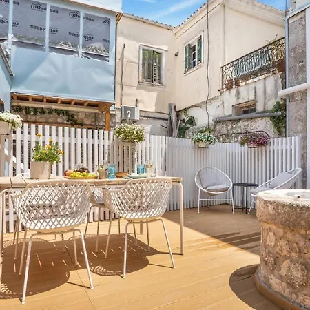 公寓 Historical Charm Garden Lefkáda